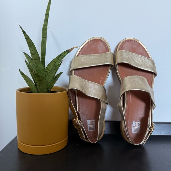 Fitflop metallic gold leather Gracie flat sandals - size 7 - Picture 8 of 10